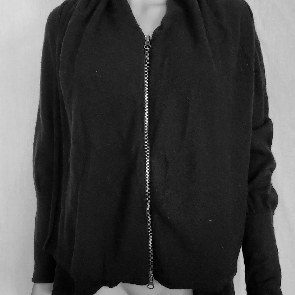 Laurie b. knitwear Women's Cashmere Blend Zip Cardigan Black Sweater